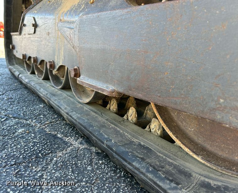 image for item NQ9888 2020 Bobcat T64  tracked skid steer loader