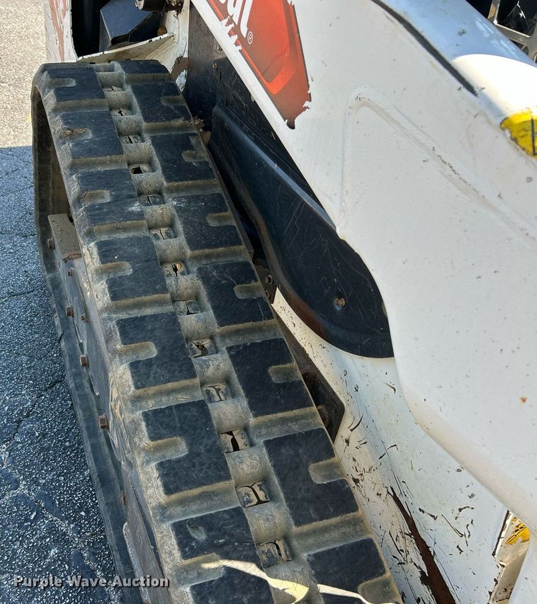 image for item NQ9888 2020 Bobcat T64  tracked skid steer loader