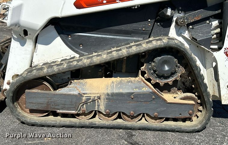 image for item NQ9888 2020 Bobcat T64  tracked skid steer loader