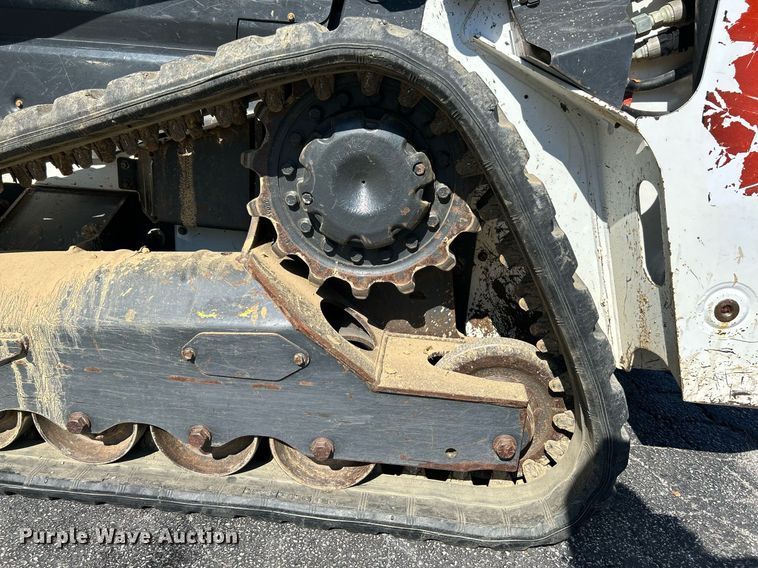 image for item NQ9888 2020 Bobcat T64  tracked skid steer loader