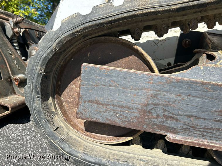 image for item NQ9888 2020 Bobcat T64  tracked skid steer loader