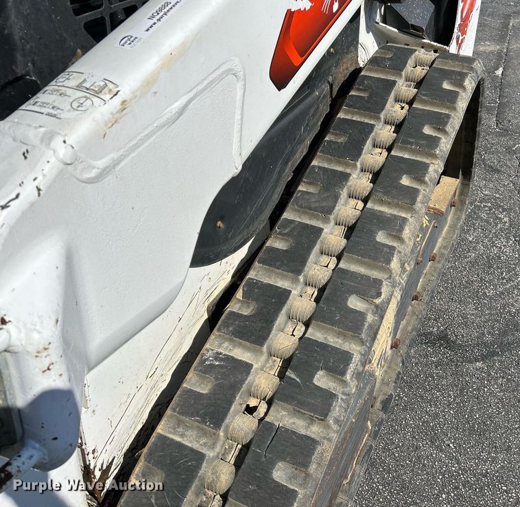 image for item NQ9888 2020 Bobcat T64  tracked skid steer loader