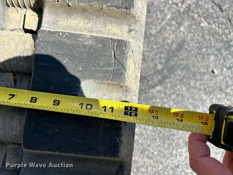 image for item NQ9888 2020 Bobcat T64  tracked skid steer loader