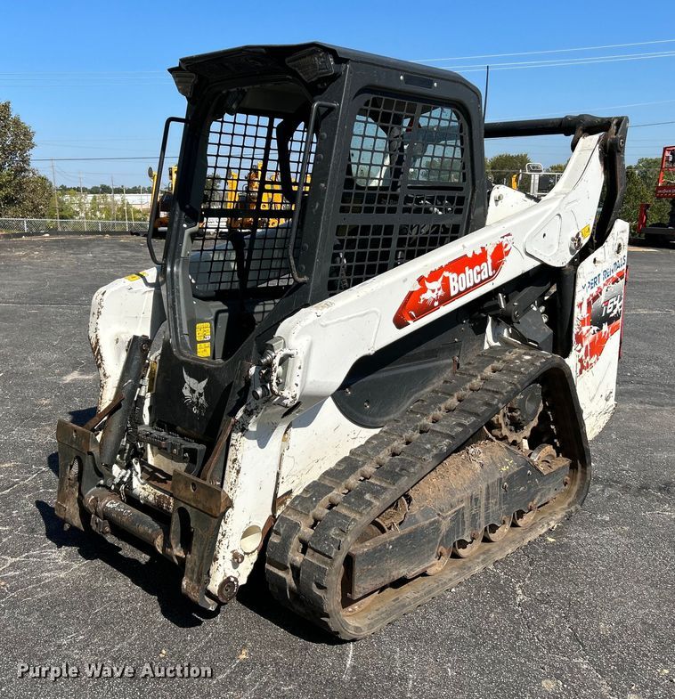 image for item NQ9889 2020 Bobcat T64  tracked skid steer loader