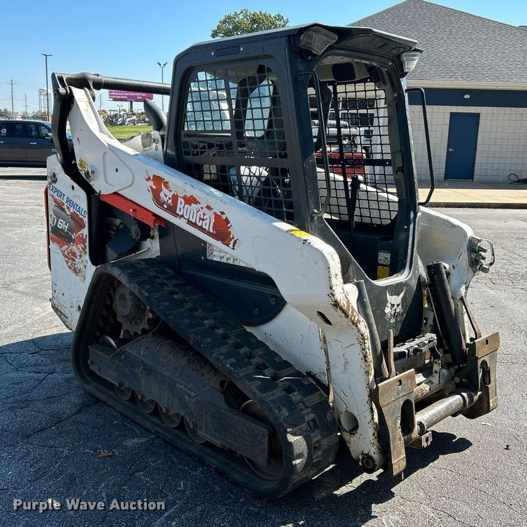 image for item NQ9889 2020 Bobcat T64  tracked skid steer loader