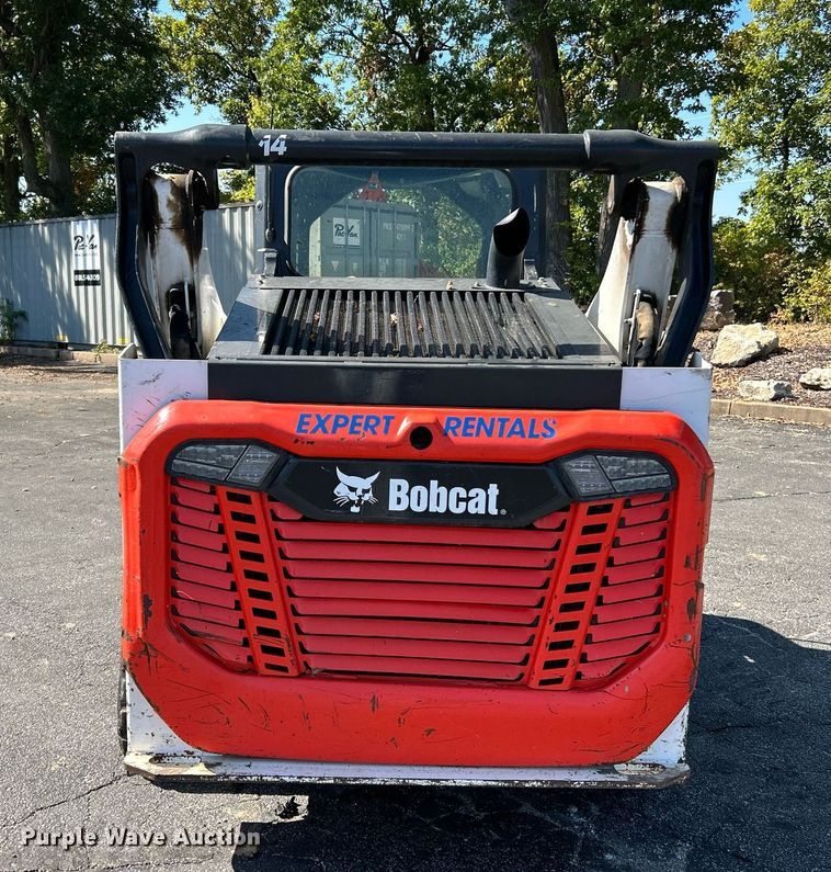 image for item NQ9889 2020 Bobcat T64  tracked skid steer loader