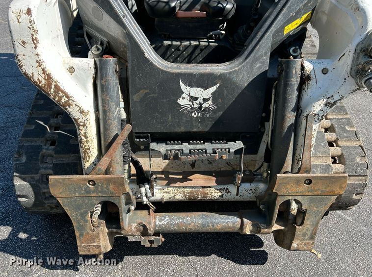image for item NQ9889 2020 Bobcat T64  tracked skid steer loader