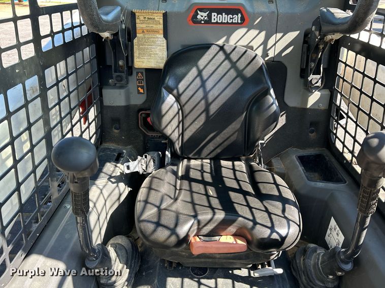 image for item NQ9889 2020 Bobcat T64  tracked skid steer loader
