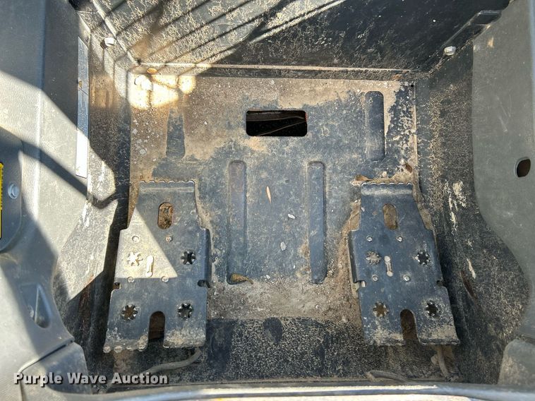 image for item NQ9889 2020 Bobcat T64  tracked skid steer loader