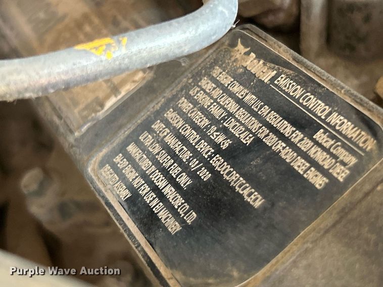 image for item NQ9889 2020 Bobcat T64  tracked skid steer loader