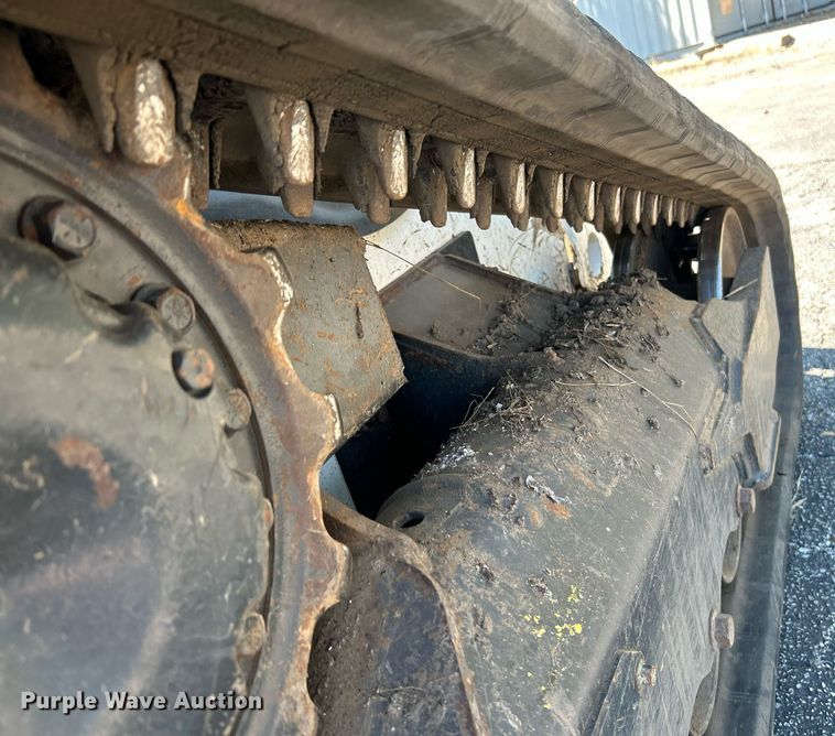 image for item NQ9889 2020 Bobcat T64  tracked skid steer loader