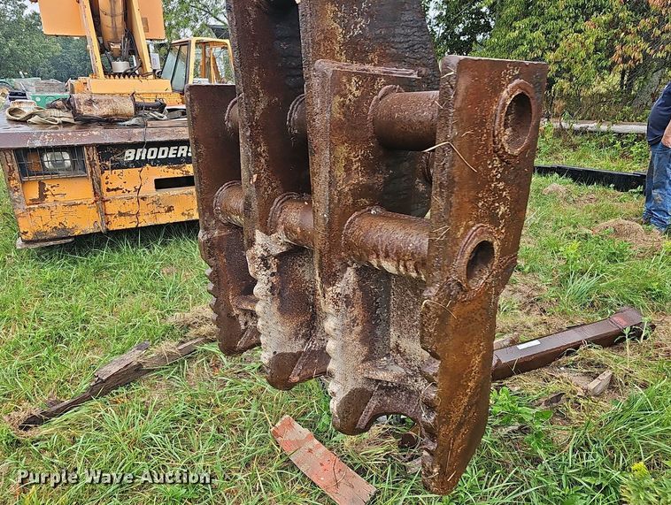 image for item NT9982 42"W excavator thumb