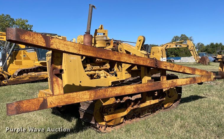 image for item NX9782 1968 Caterpillar D4D  pipelayer