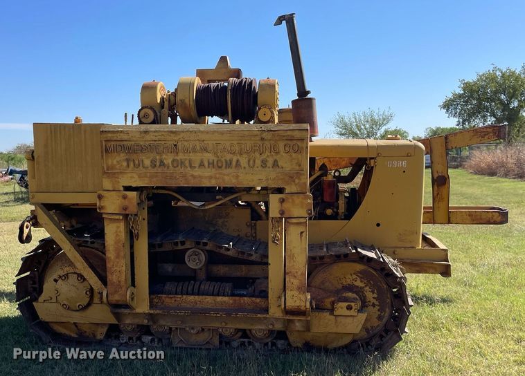 image for item NX9782 1968 Caterpillar D4D  pipelayer