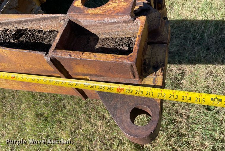 image for item NX9782 1968 Caterpillar D4D  pipelayer