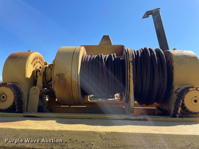 image for item NX9782 1968 Caterpillar D4D  pipelayer