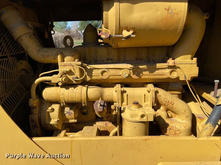 image for item NX9782 1968 Caterpillar D4D  pipelayer