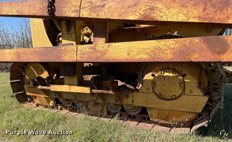 image for item NX9782 1968 Caterpillar D4D  pipelayer