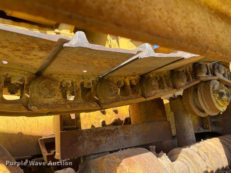 image for item NX9782 1968 Caterpillar D4D  pipelayer