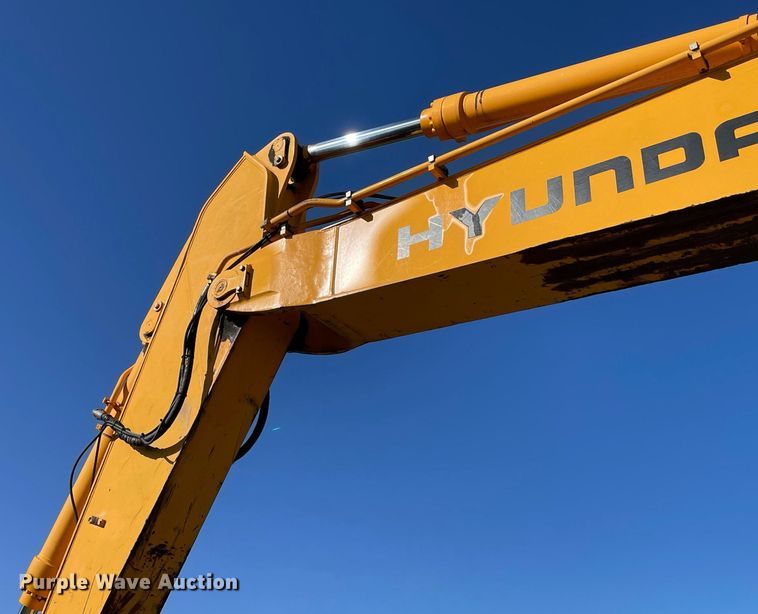 image for item NX9783 2002 Hyundai Robex 290LC-7  excavator