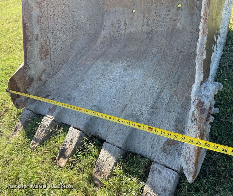 image for item NX9783 2002 Hyundai Robex 290LC-7  excavator