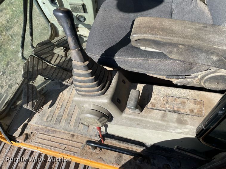 image for item NX9783 2002 Hyundai Robex 290LC-7  excavator