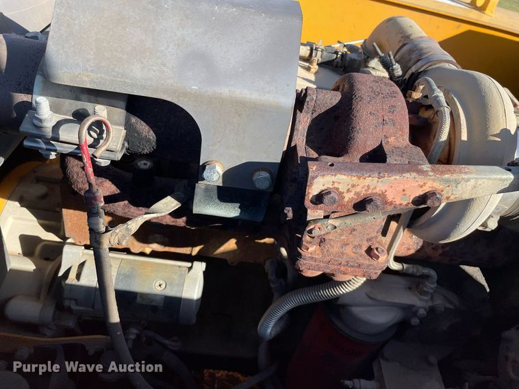 image for item NX9783 2002 Hyundai Robex 290LC-7  excavator