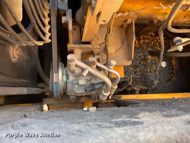 image for item NX9783 2002 Hyundai Robex 290LC-7  excavator