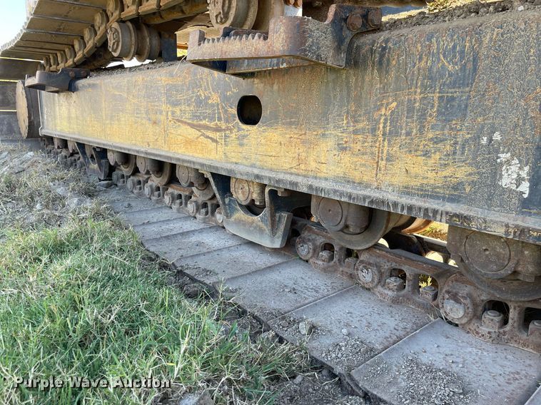 image for item NX9783 2002 Hyundai Robex 290LC-7  excavator