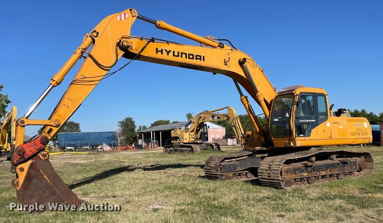 image for item NX9784 2001 Hyundai Robex 290LC-3  excavator