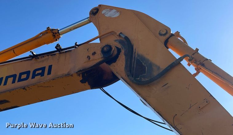 image for item NX9784 2001 Hyundai Robex 290LC-3  excavator