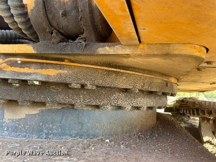 image for item NX9784 2001 Hyundai Robex 290LC-3  excavator