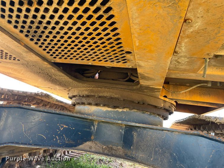 image for item NX9784 2001 Hyundai Robex 290LC-3  excavator