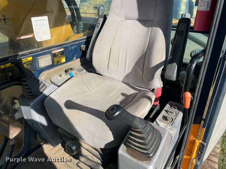 image for item NX9784 2001 Hyundai Robex 290LC-3  excavator