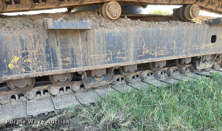 image for item NX9784 2001 Hyundai Robex 290LC-3  excavator