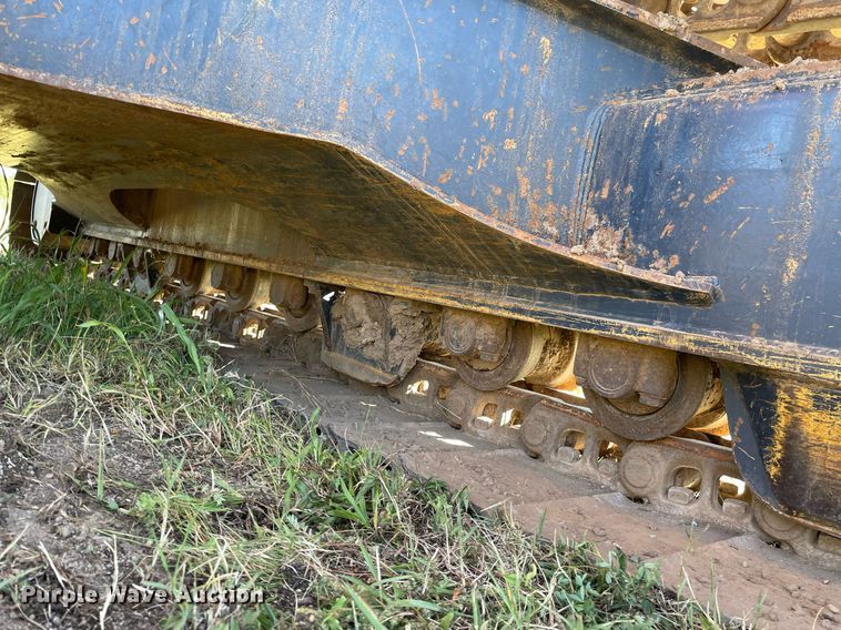 image for item NX9784 2001 Hyundai Robex 290LC-3  excavator