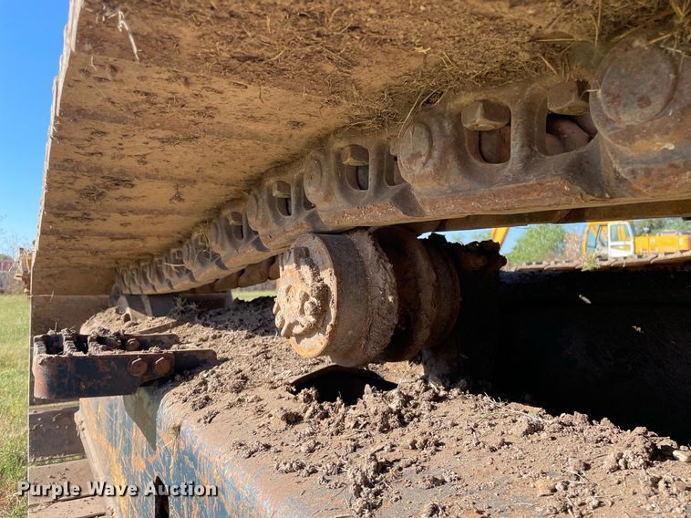 image for item NX9784 2001 Hyundai Robex 290LC-3  excavator