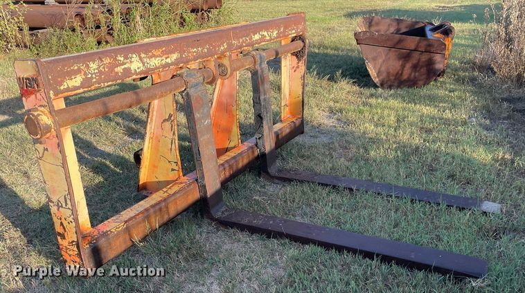 image for item NX9786 WBM Fork PP-60-96  wheel loader forks