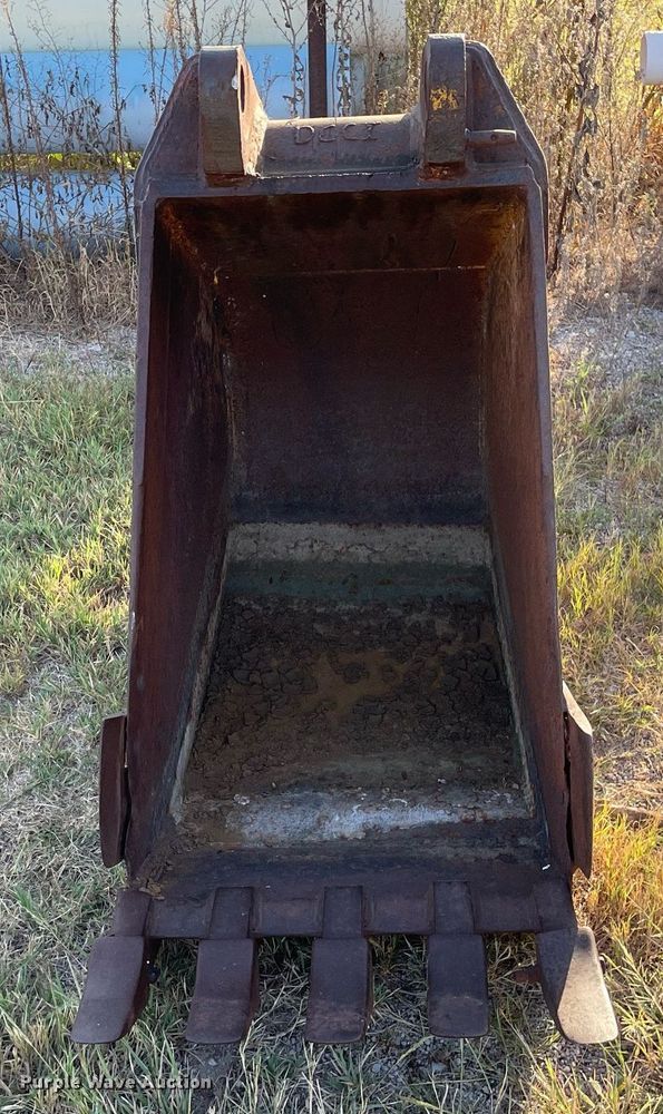 image for item NX9787 Excavator bucket