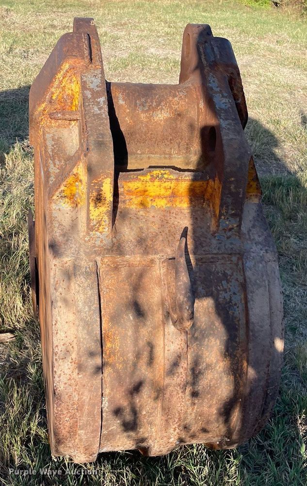 image for item NX9787 Excavator bucket