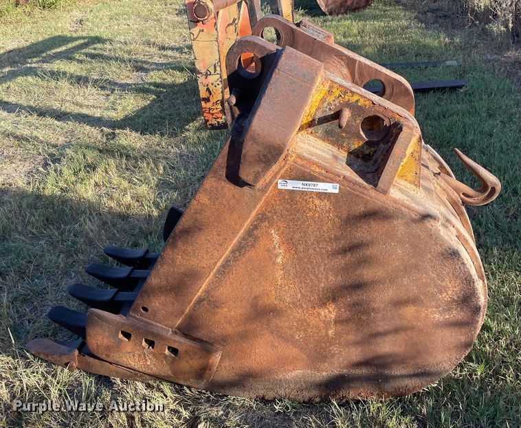 image for item NX9787 Excavator bucket