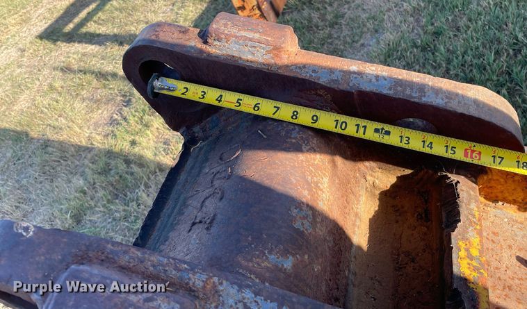 image for item NX9787 Excavator bucket