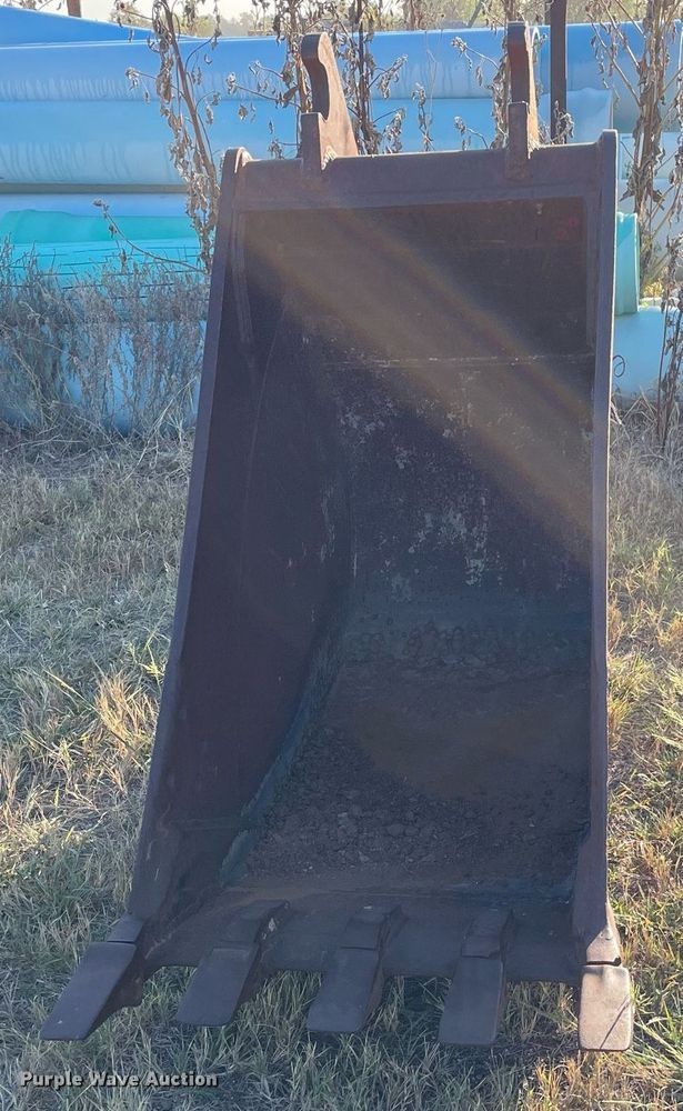 image for item NX9789 Excavator bucket