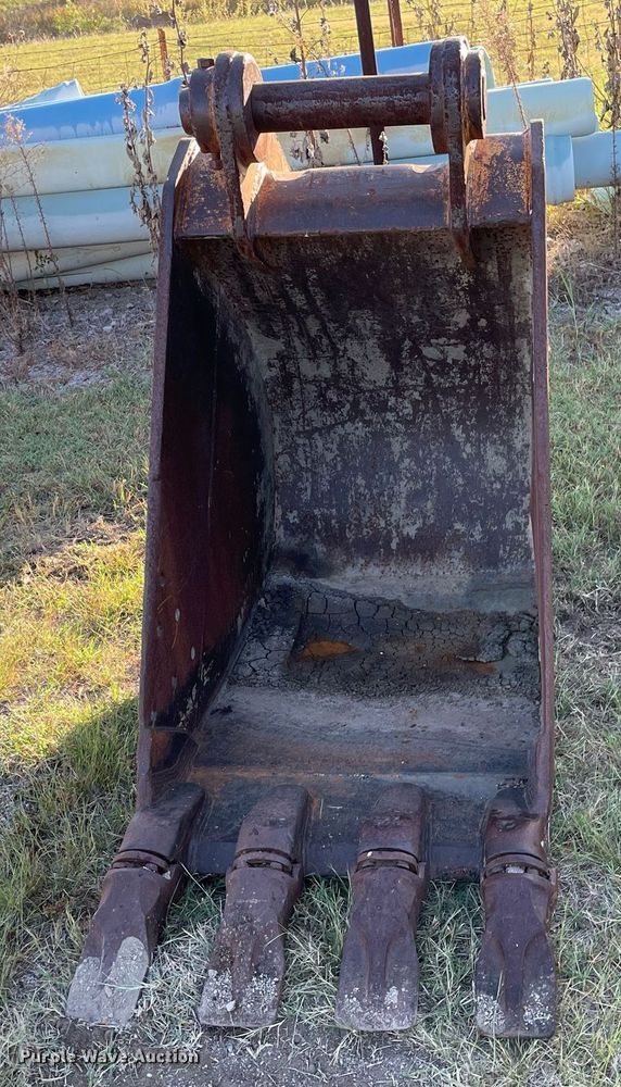 image for item NX9791 Excavator bucket