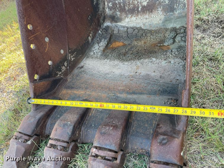 image for item NX9791 Excavator bucket