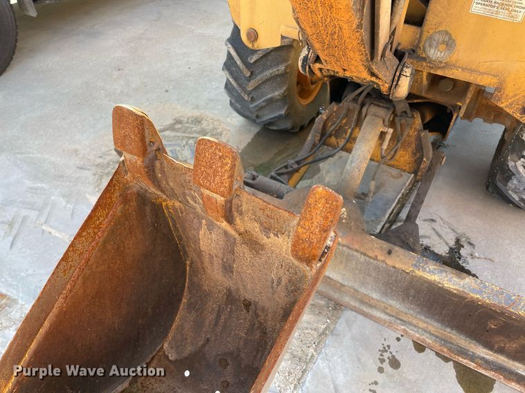 image for item NY9910 1999 Case 560  trencher