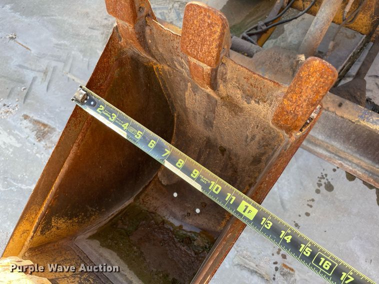 image for item NY9910 1999 Case 560  trencher