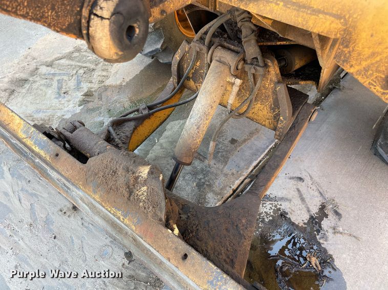 image for item NY9910 1999 Case 560  trencher