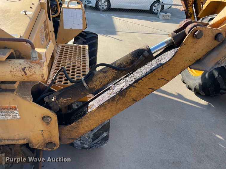 image for item NY9910 1999 Case 560  trencher