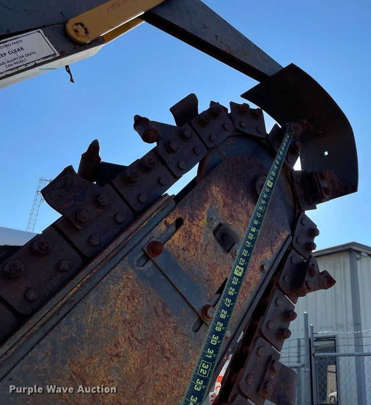 image for item NY9910 1999 Case 560  trencher